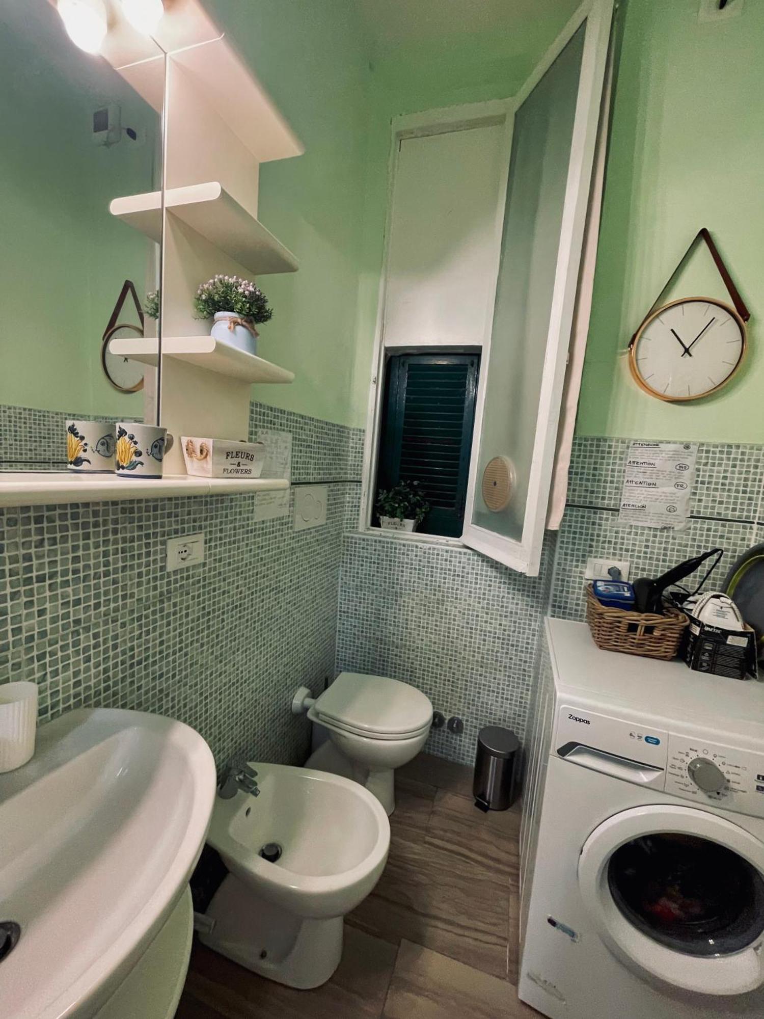 דירות לה ספציה La Casa Dei Fiori מראה חיצוני תמונה